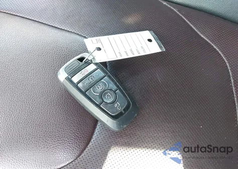 2020 Ford Edge Titanium из США, поврежденный, VIN 2FMPK3K93LBB68431